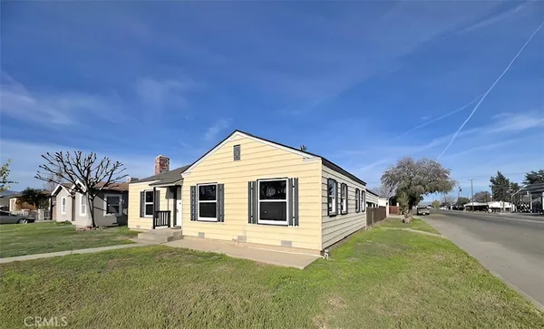 $230,000 | 397 East Hoover Street, Coalinga, CA 93210