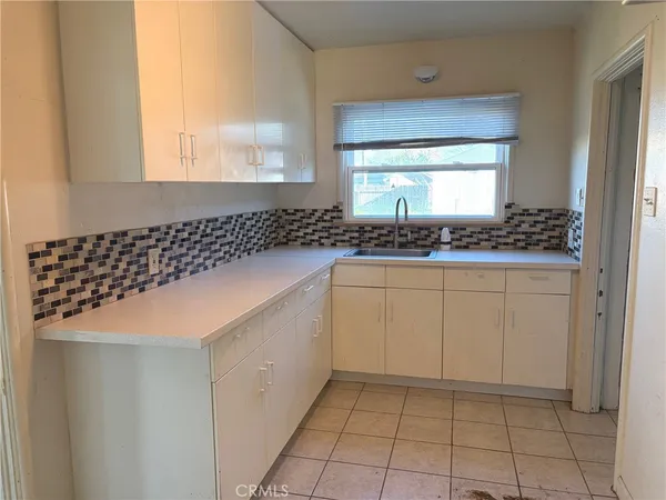 $230,000 | 397 East Hoover Street, Coalinga, CA 93210