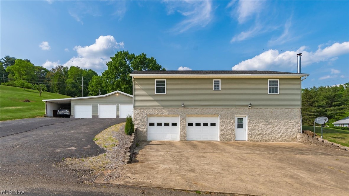 8885 Black Run Road Nashport, OH 43830 - Photo 34 of 35