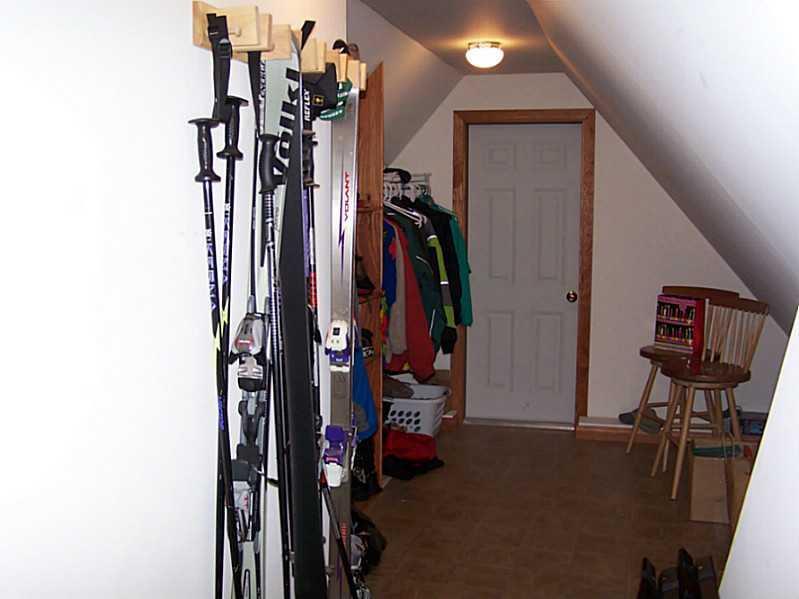 2007 Hillside Road Kingfield, ME 04947 - Photo 15 of 20 Hallway.