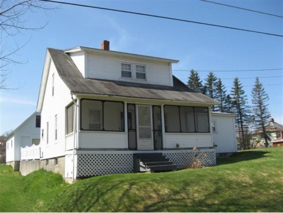 19 Middle Street Canaan, VT 05902 - Photo 1 of 1