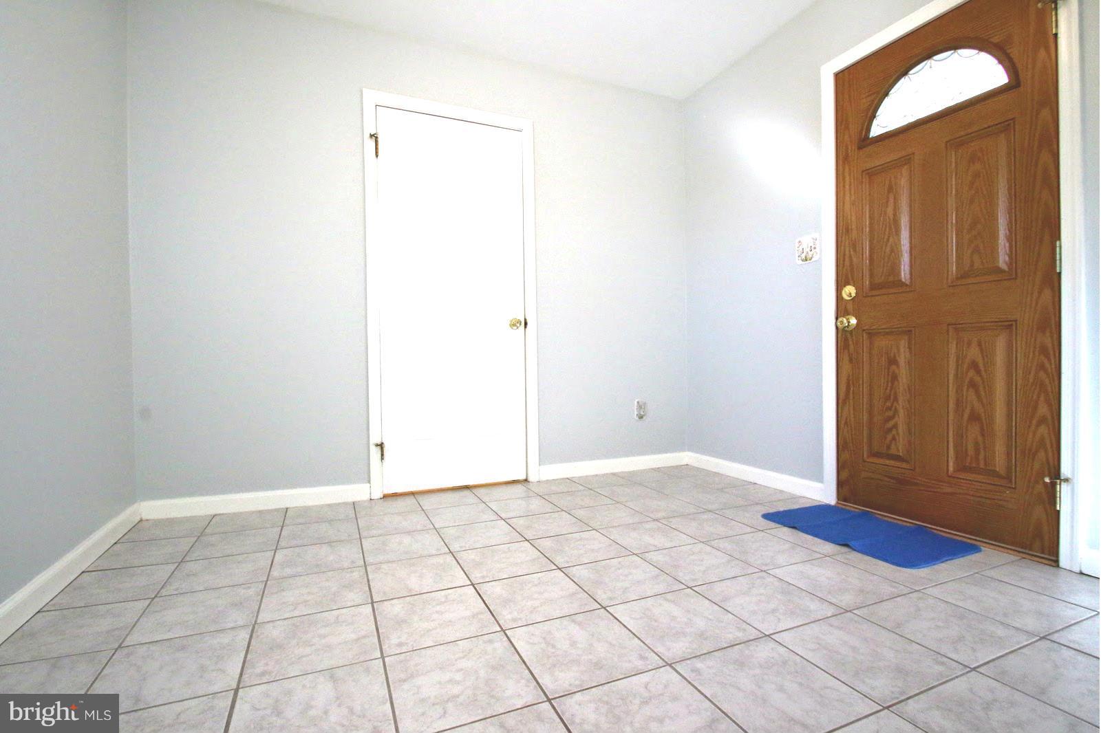 905 Wampler Road Baltimore, MD 21220 - Photo 11 of 30 Mud Room off Garage