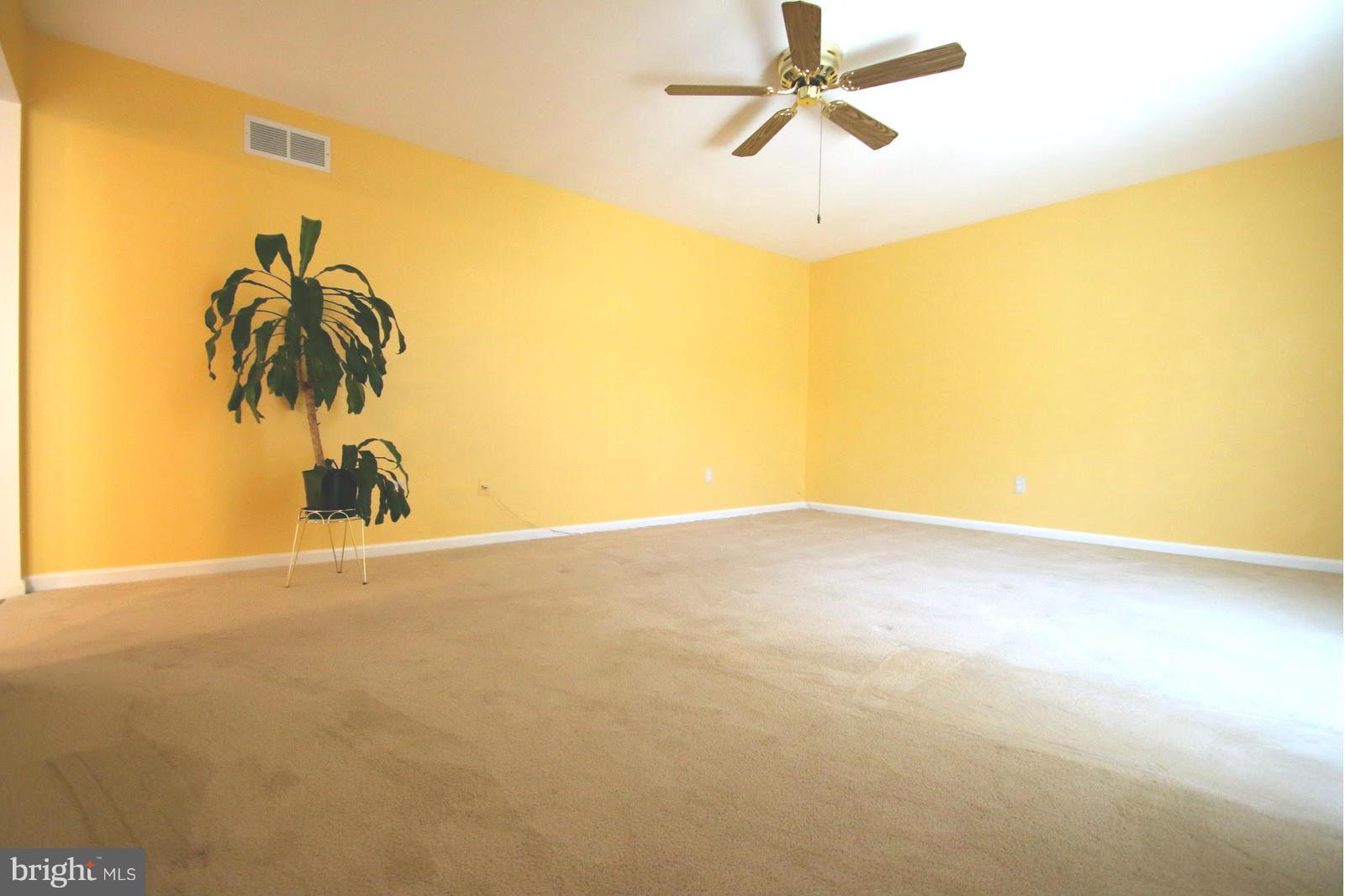 905 Wampler Road Baltimore, MD 21220 - Photo 16 of 30 Excellent Layout for Entertaining