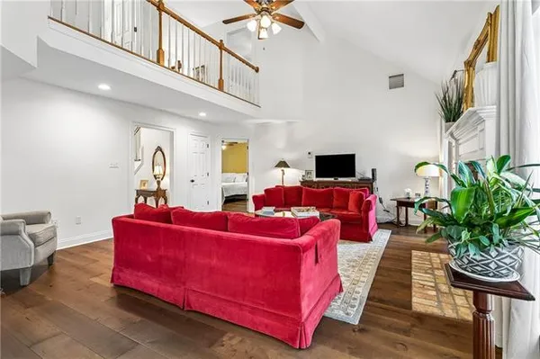 $2,400 | 712 Edinburgh Court, Mandeville, LA 70448