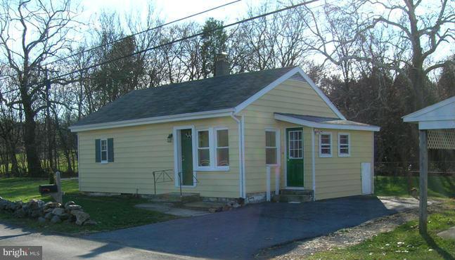 15915 Dellinger Road Williamsport, MD 21795 - Photo 2 of 17 Exterior (Front)