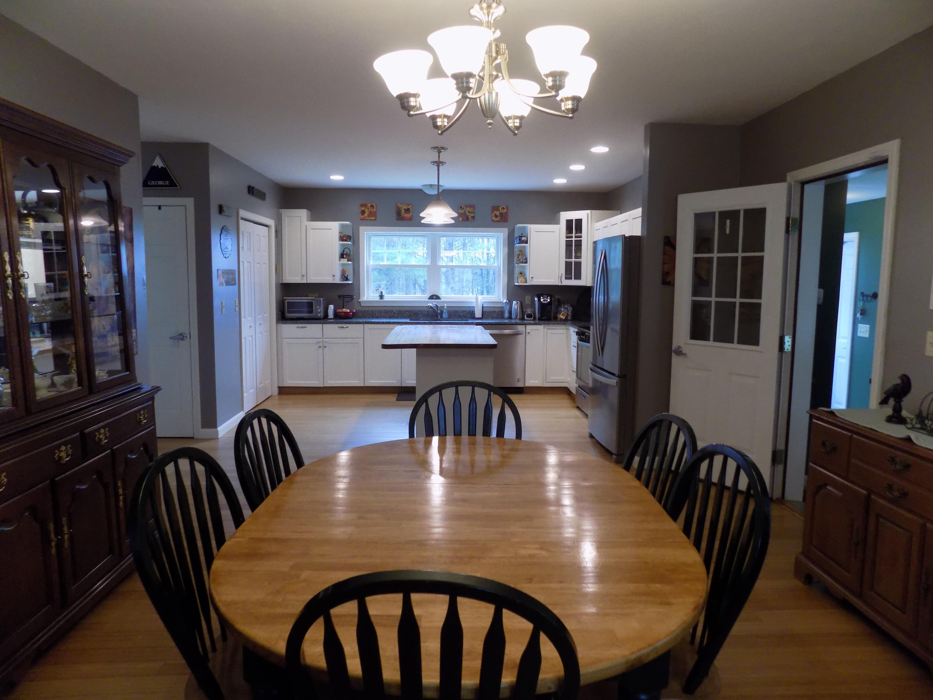 820 Church Hill Road Augusta, ME 04330 - Photo 13 of 79 14 dining
