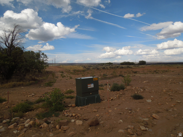 65 South Stone Road South, Unit 7 La Sal, UT 84530 - Photo 2 of 2 View of yard with a view of countryside