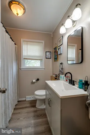 $319,900 | 6 Windwood Place, Lititz, PA 17543