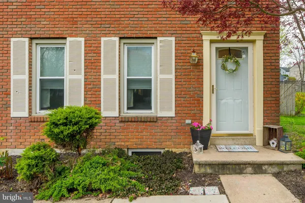 $319,900 | 6 Windwood Place, Lititz, PA 17543