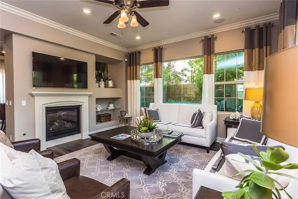 $24,000 | 104 Electra, Irvine, CA 92618