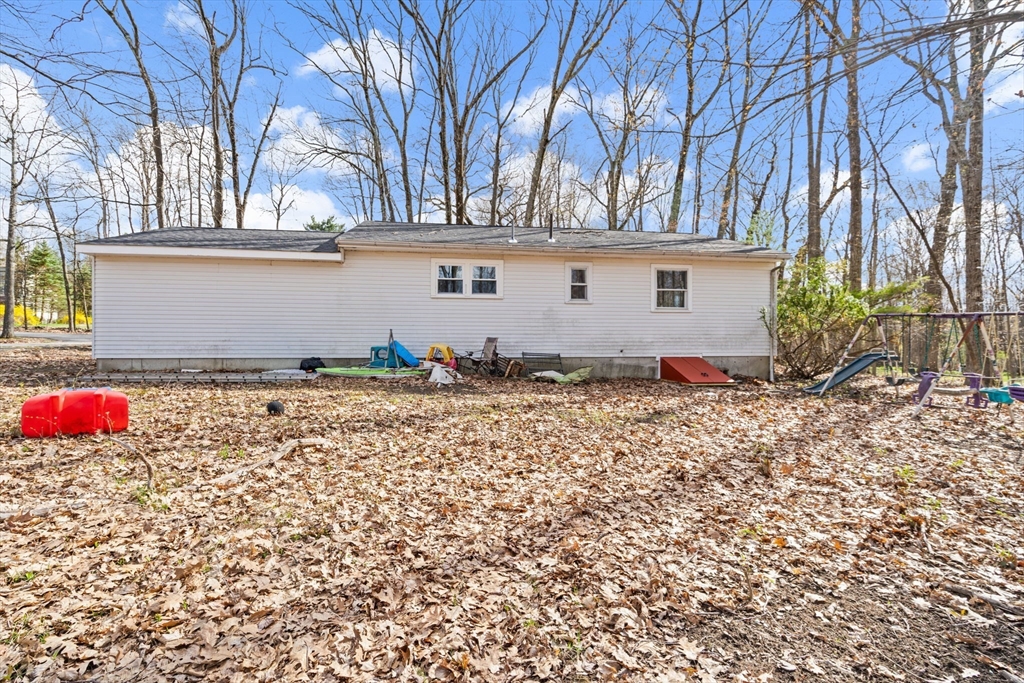 53 Little Turnpike Road Shirley, MA 01464 - Photo 26 of 32
