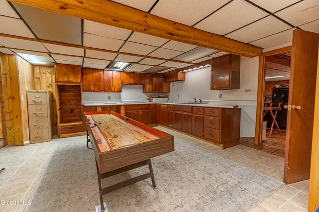 $400,000 | 8 Daisy Lane, Albany, NY 12211