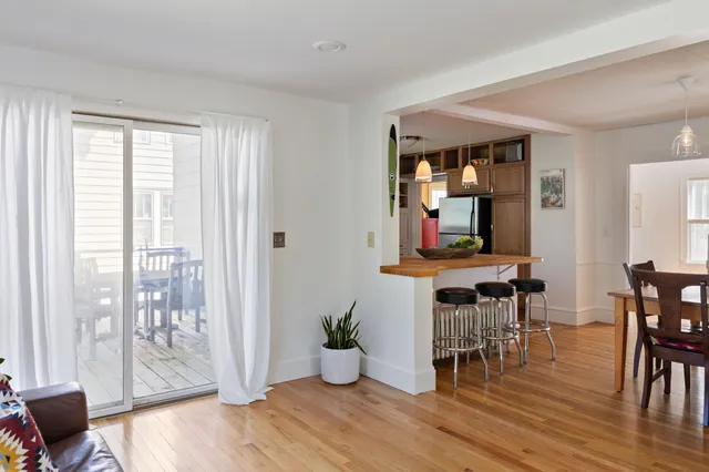 $699,999 | 115 Caroline Street, Burlington, VT 05401