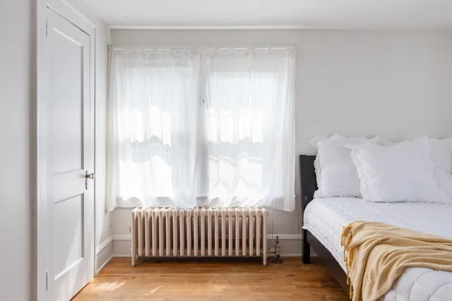 $699,999 | 115 Caroline Street, Burlington, VT 05401