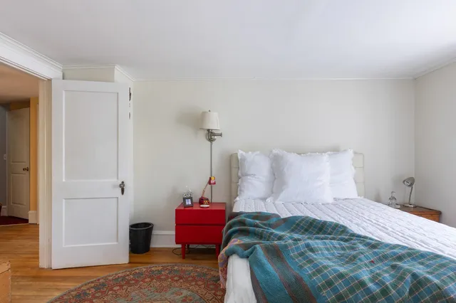 $699,999 | 115 Caroline Street, Burlington, VT 05401