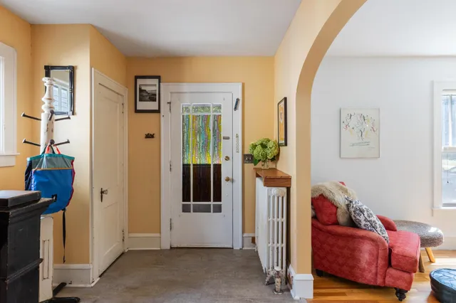 $699,999 | 115 Caroline Street, Burlington, VT 05401