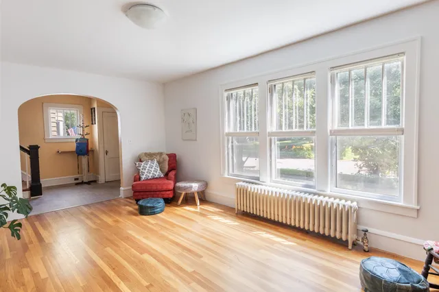 $699,999 | 115 Caroline Street, Burlington, VT 05401