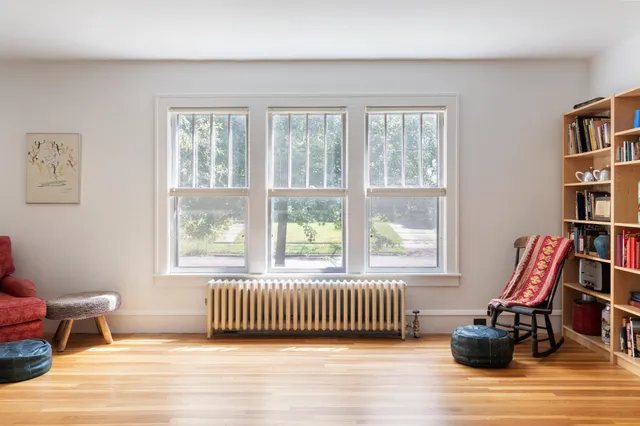 $699,999 | 115 Caroline Street, Burlington, VT 05401