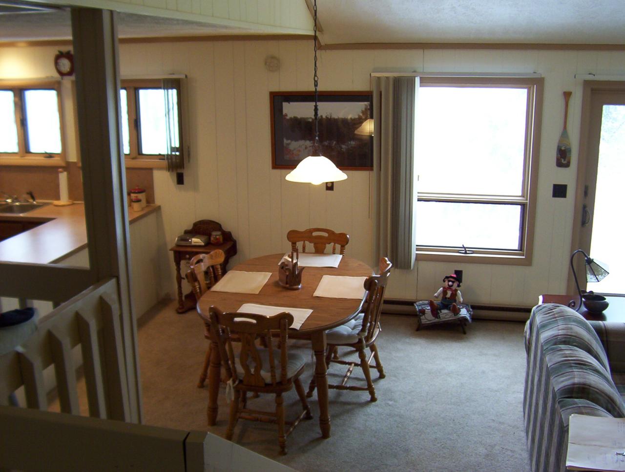 800 Beaver Dam Road Long Pond, PA 18334 - Photo 5 of 14 Dining Area