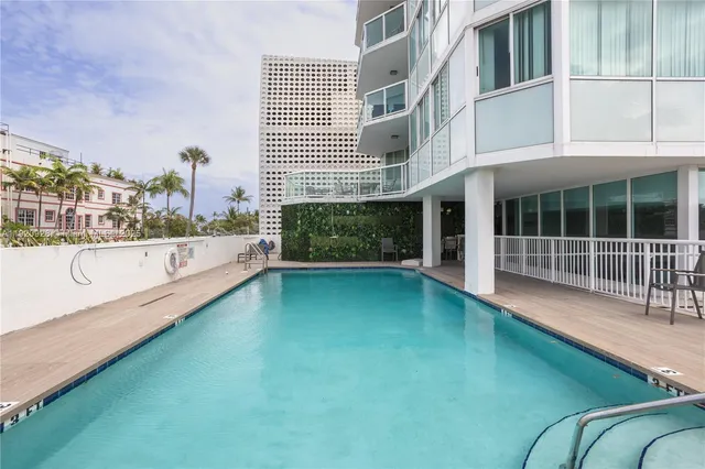 $4,500 | 3411 Indian Creek Drive, Unit 1204, Miami Beach, FL 33140