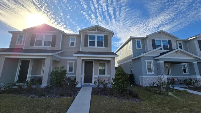 $2,500 | 1526 Erin Breeze Lane, Kissimmee, FL 34744