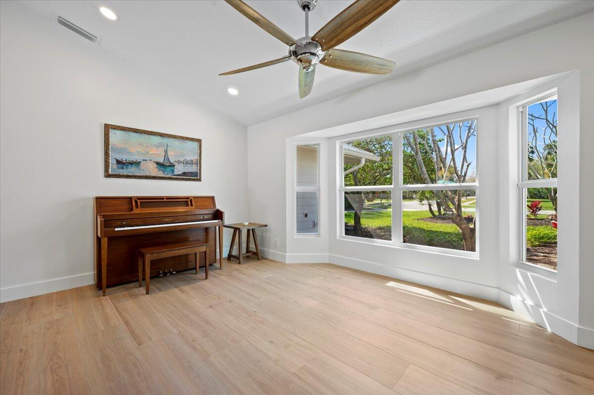 5776 Senegal Drive Jupiter, FL 33458 - Photo 11 of 57 bay window