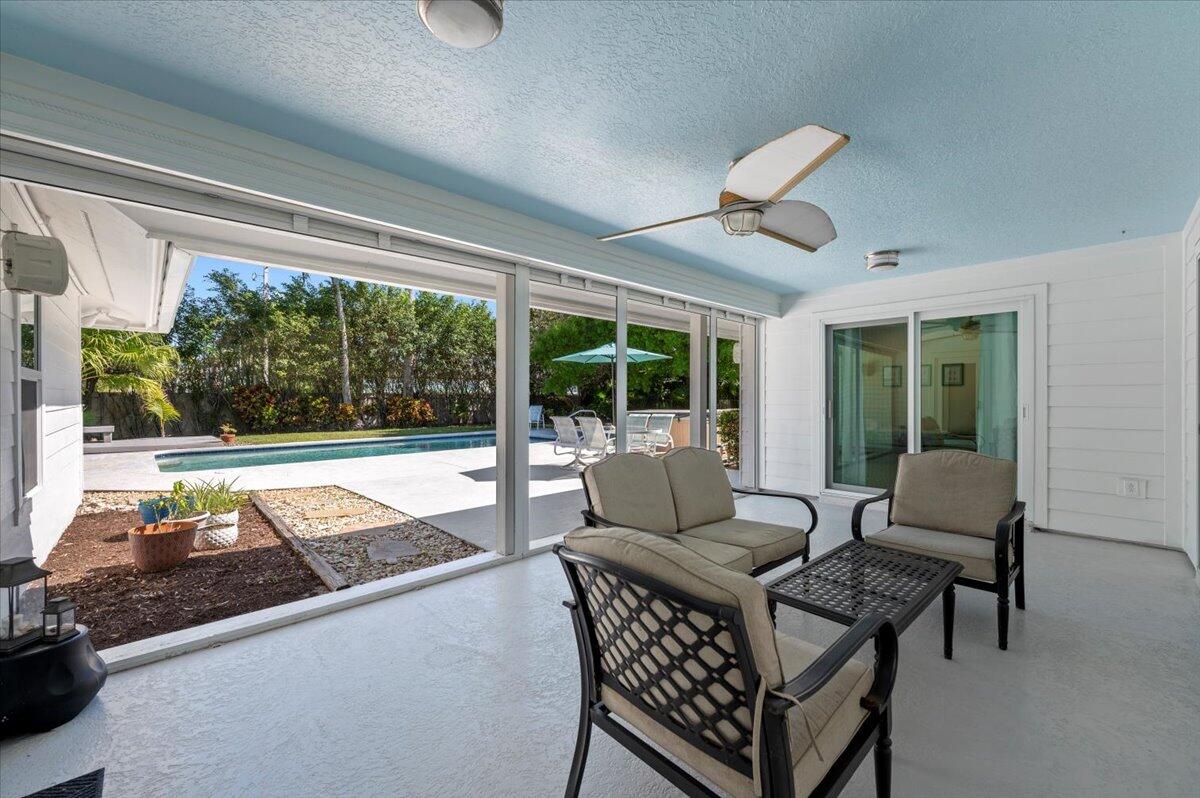 5776 Senegal Drive Jupiter, FL 33458 - Photo 32 of 57 covered back patio