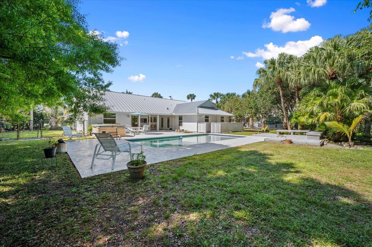 5776 Senegal Drive Jupiter, FL 33458 - Photo 36 of 57 rear view