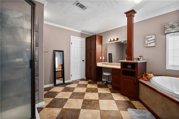 $205,000 | 13015 Highway 118, Florien, LA 71429