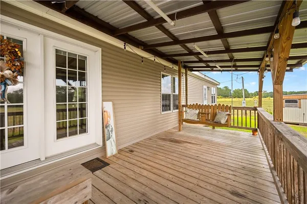 $205,000 | 13015 Highway 118, Florien, LA 71429
