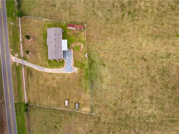 $205,000 | 13015 Highway 118, Florien, LA 71429