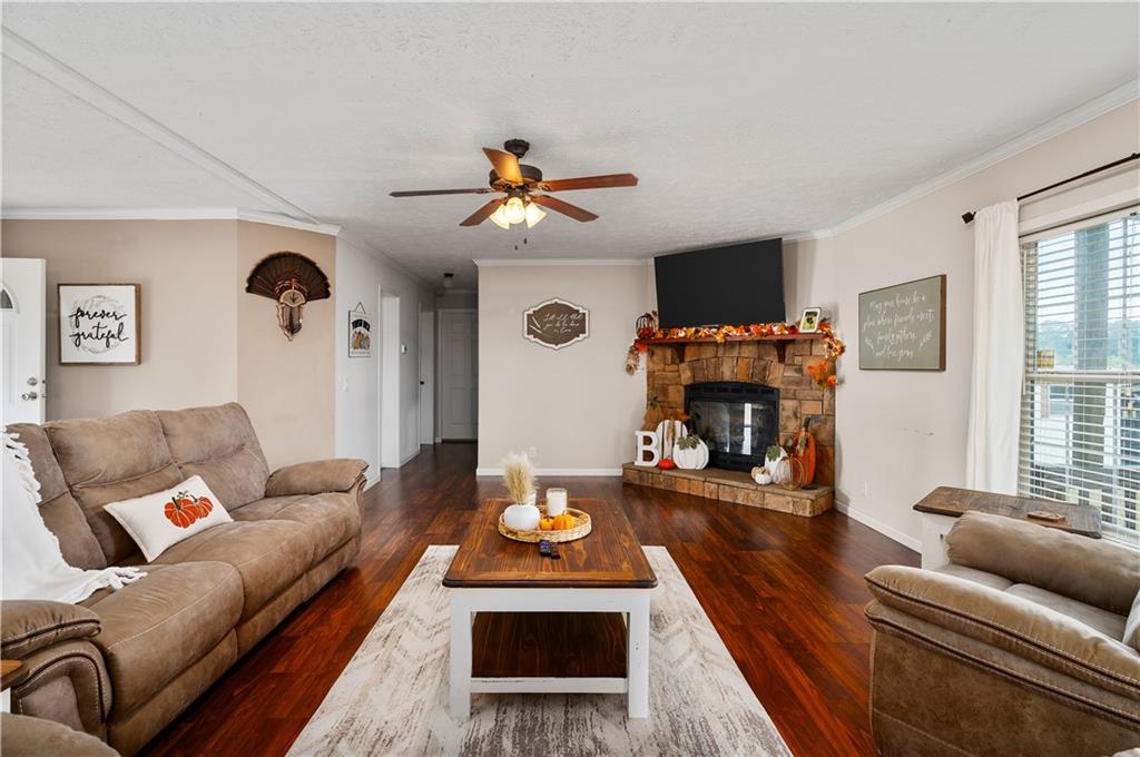 13015 Highway 118 Florien, LA 71429 - Photo 8 of 39