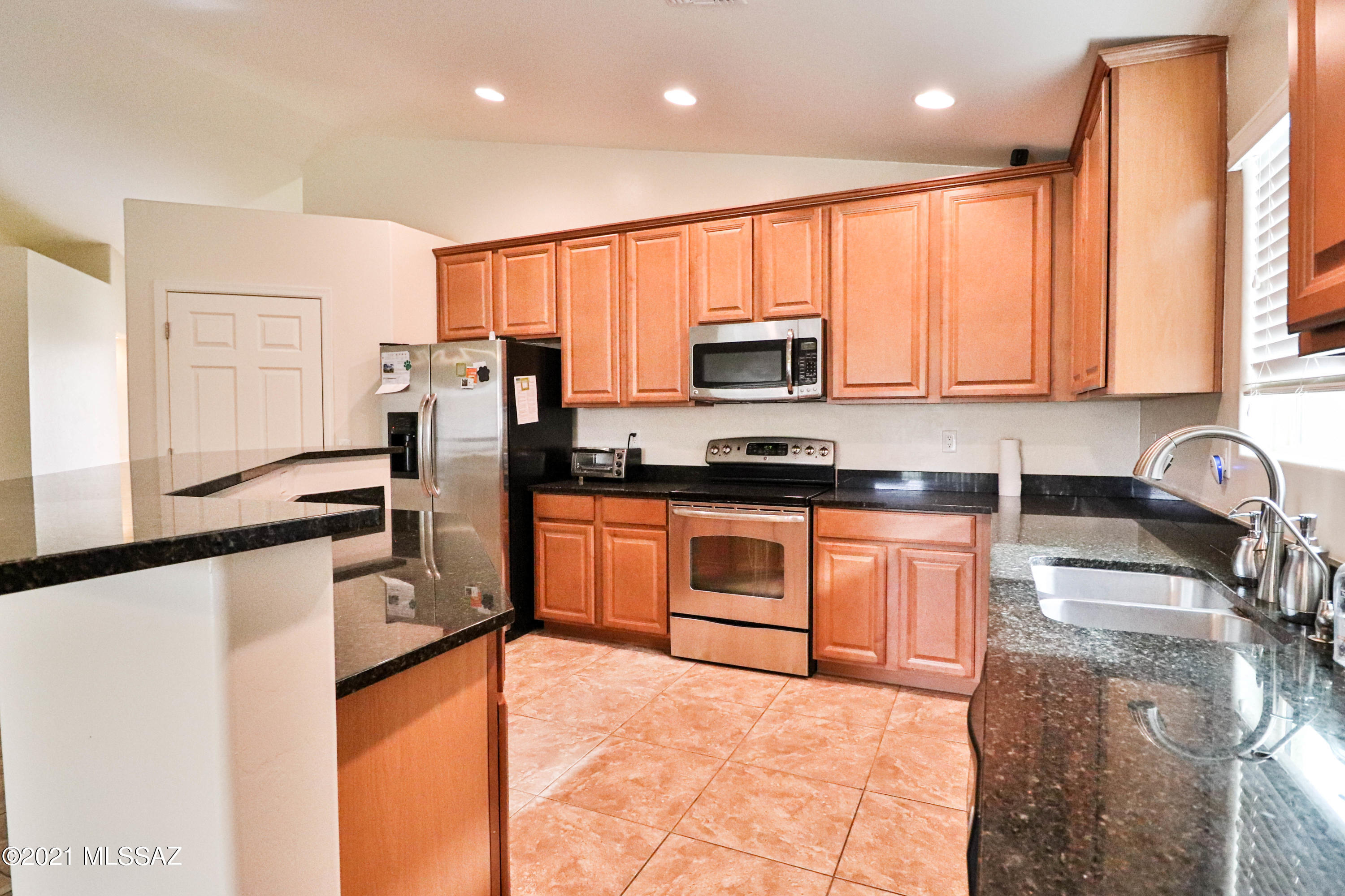 7760 East Treetop Road Tucson, AZ 85756 - Photo 5 of 22 Gallery Image 5