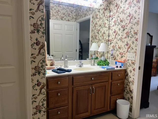 $392,000 | 1727 Keystone Drive, Goshen, IN 46526