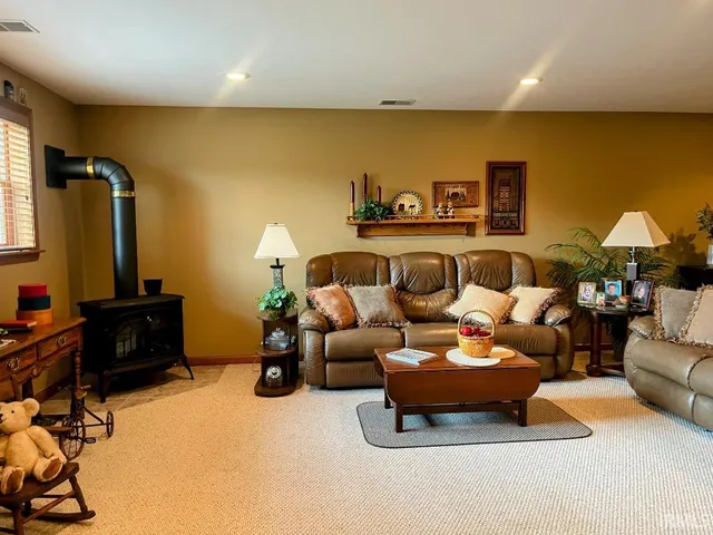 $392,000 | 1727 Keystone Drive, Goshen, IN 46526