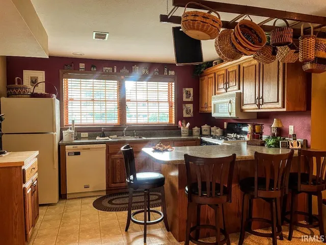 $392,000 | 1727 Keystone Drive, Goshen, IN 46526