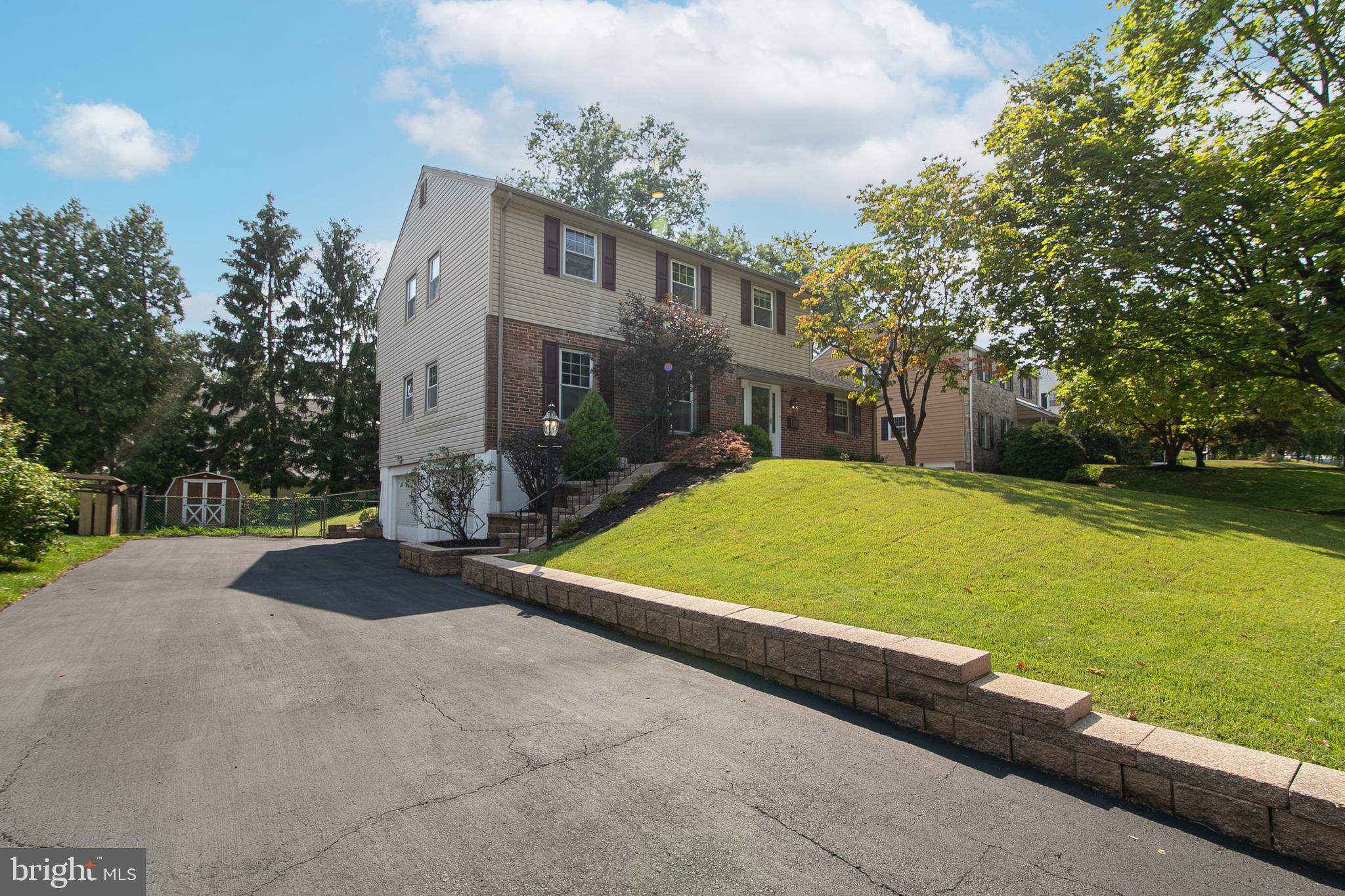 754 West Rolling Road Springfield, PA 19064 - Photo 4 of 53