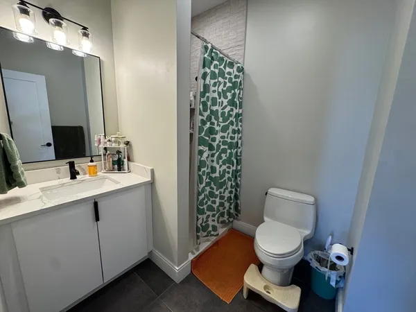 $3,800 | 1700 Dorchester Avenue, Unit 207, Boston, MA 02122