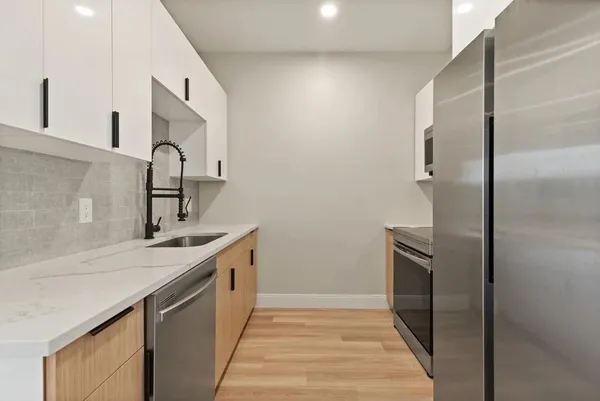 $3,800 | 1700 Dorchester Avenue, Unit 207, Boston, MA 02122
