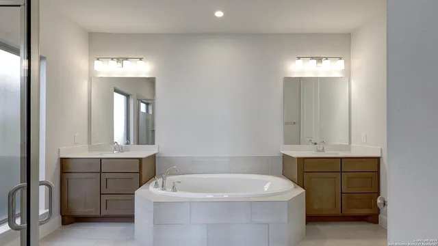 $524,900 | 2915 Eagle Rise, San Antonio, TX 78245