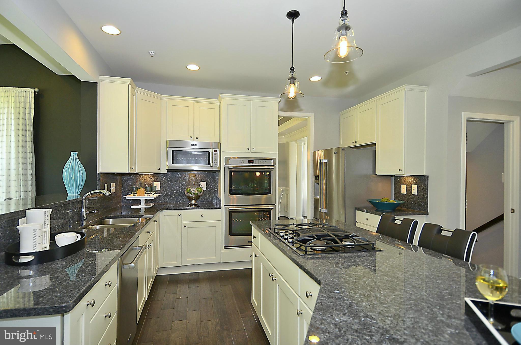 16608 Rolling Tree Road Accokeek, MD 20607 - Photo 8 of 30 Kitchen
