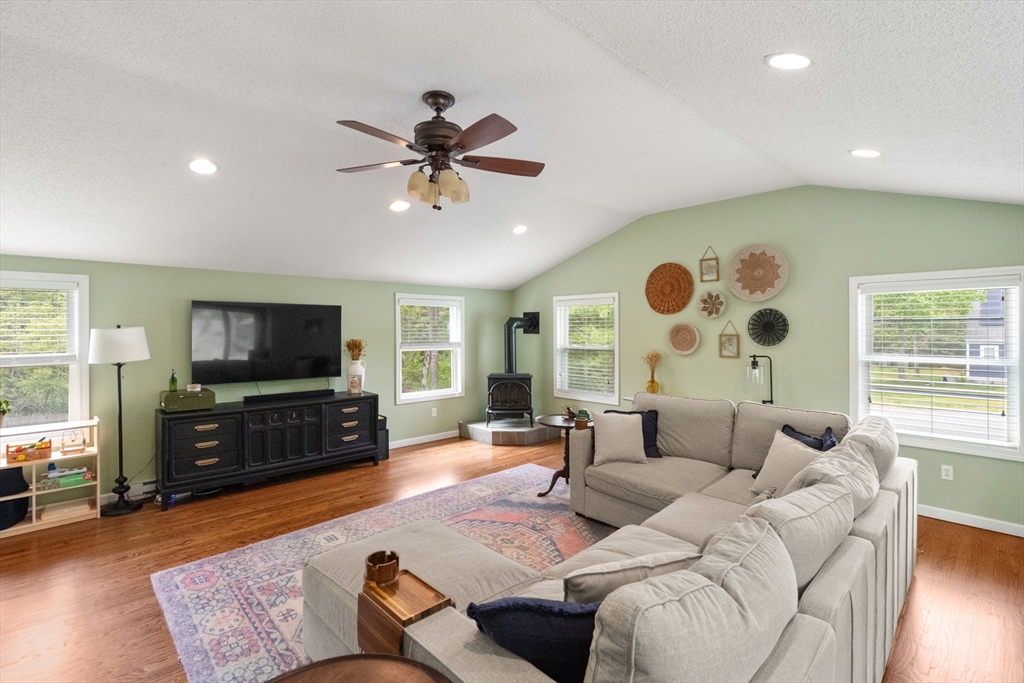 9 Debbies Lane Barnstable, MA 02648 - Photo 8 of 32