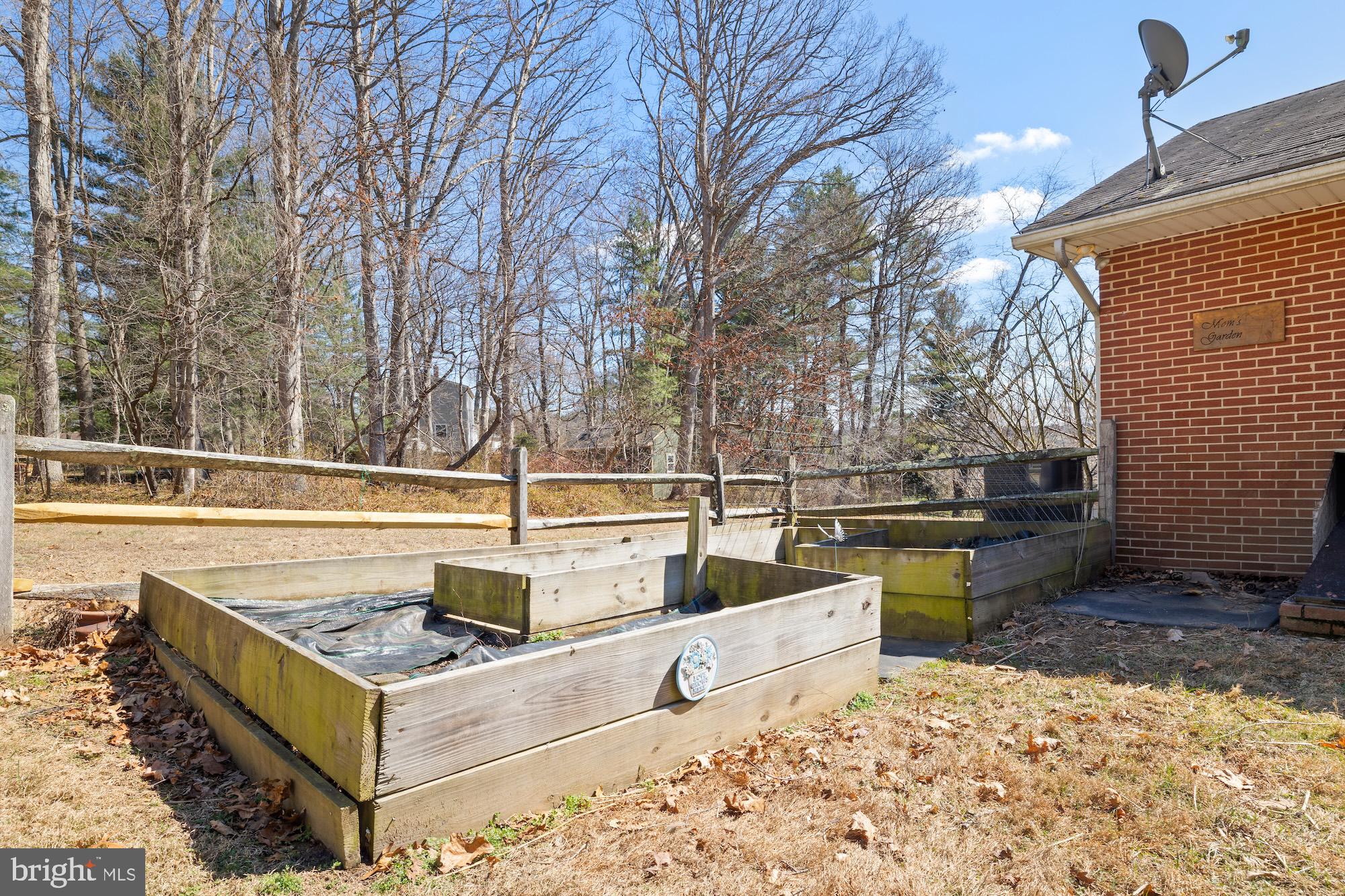 2300 Pin Oak Drive Finksburg, MD 21048 - Photo 43 of 52 a view of a dinning tables and chairs in the patio