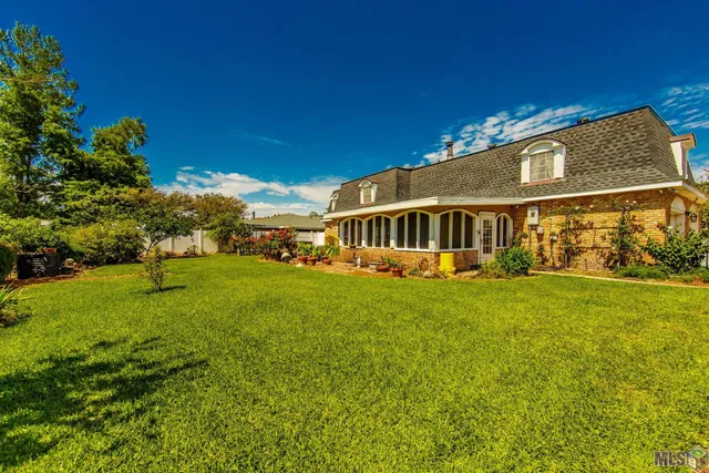 $299,000 | 226 Lynwood Drive, Houma, LA 70360