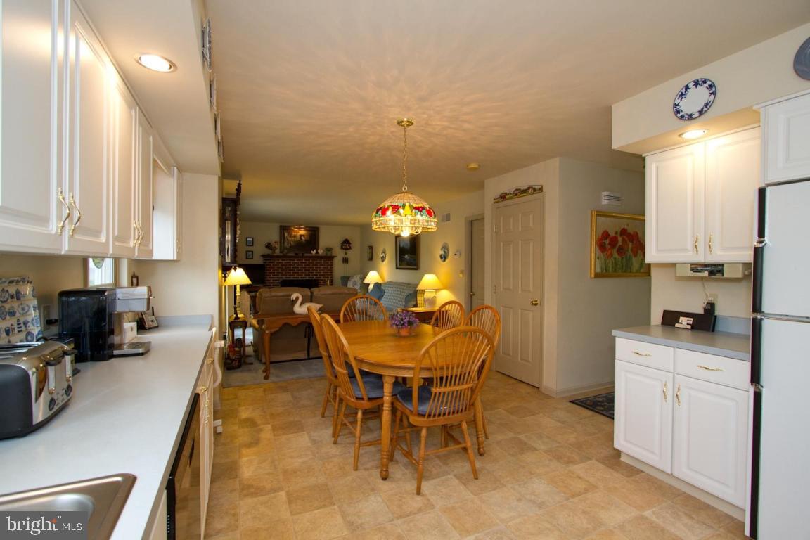 2 Wade Drive Lititz, PA 17543 - Photo 13 of 34