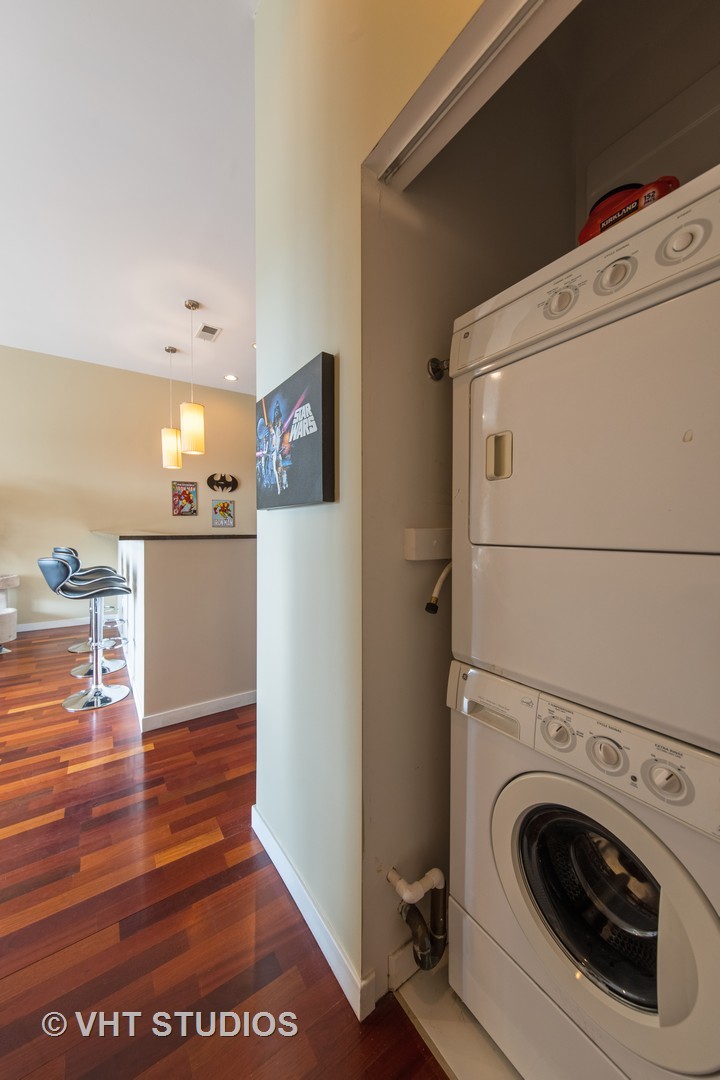 3920 North Sheridan Road, Unit 506 Chicago, IL 60613 - Photo 8 of 11