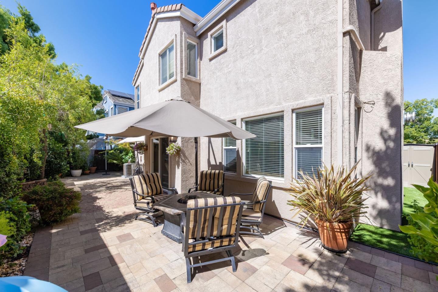 102 Triana Way San Ramon, CA 94583 - Photo 61 of 84 Gallery Image 61