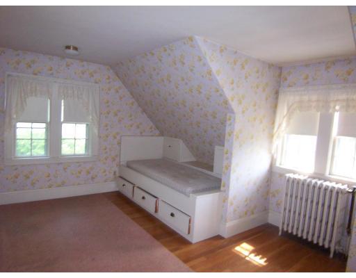 212 Warren Road Framingham, MA 01702 - Photo 10 of 12 Gallery Image 10