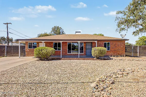 $430,000 | 2402 West Osborn Road, Phoenix, AZ 85015
