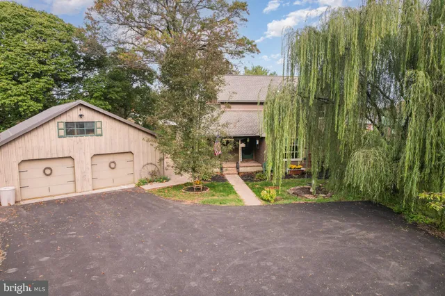a view of backyard of house